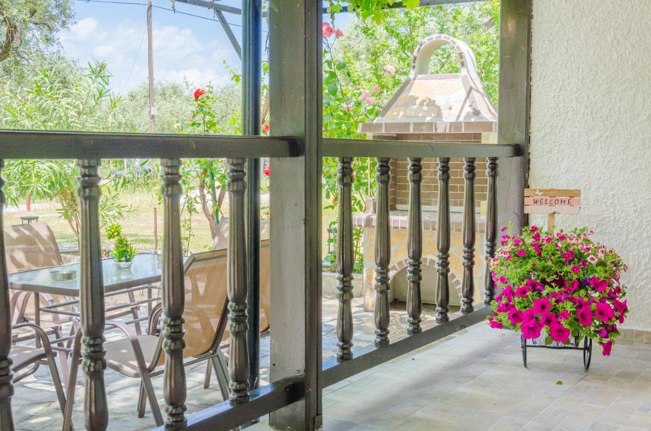 Chrisella Villa Skala Rachoni  エクステリア 写真